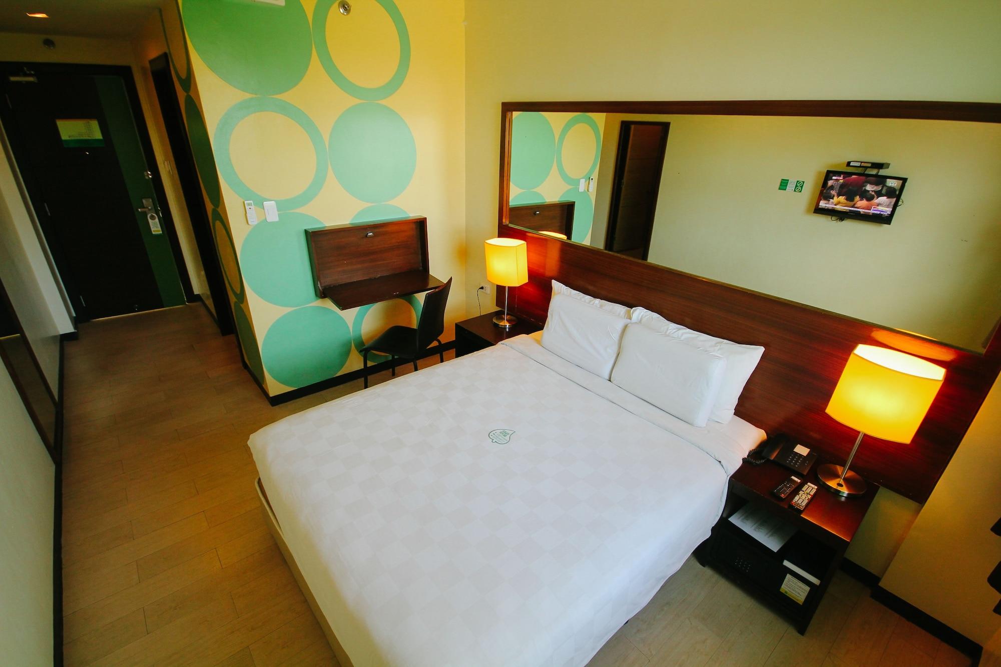 Go Hotels Баколод Экстерьер фото