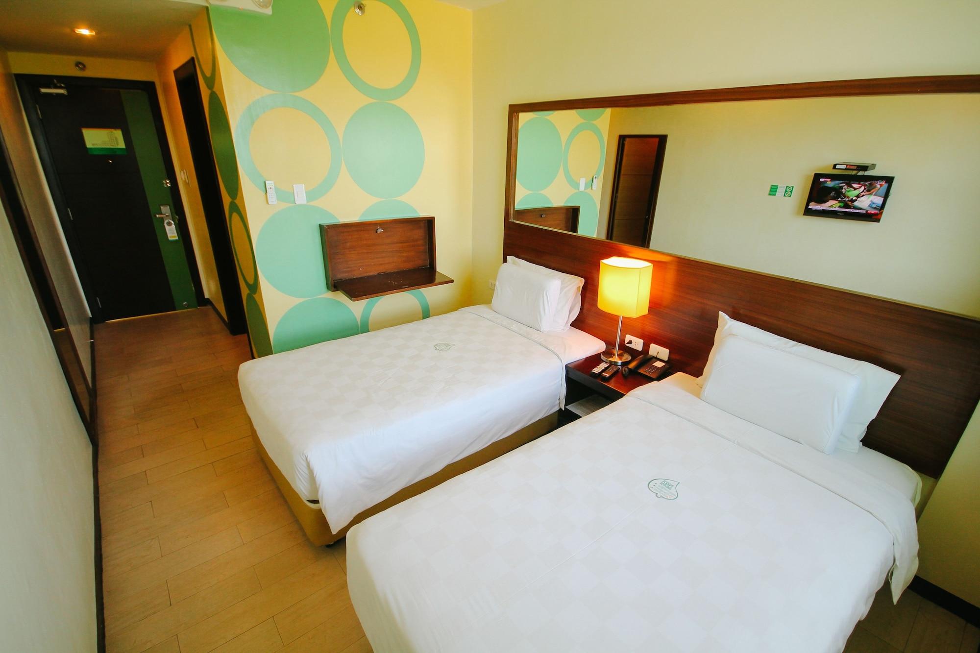 Go Hotels Баколод Экстерьер фото