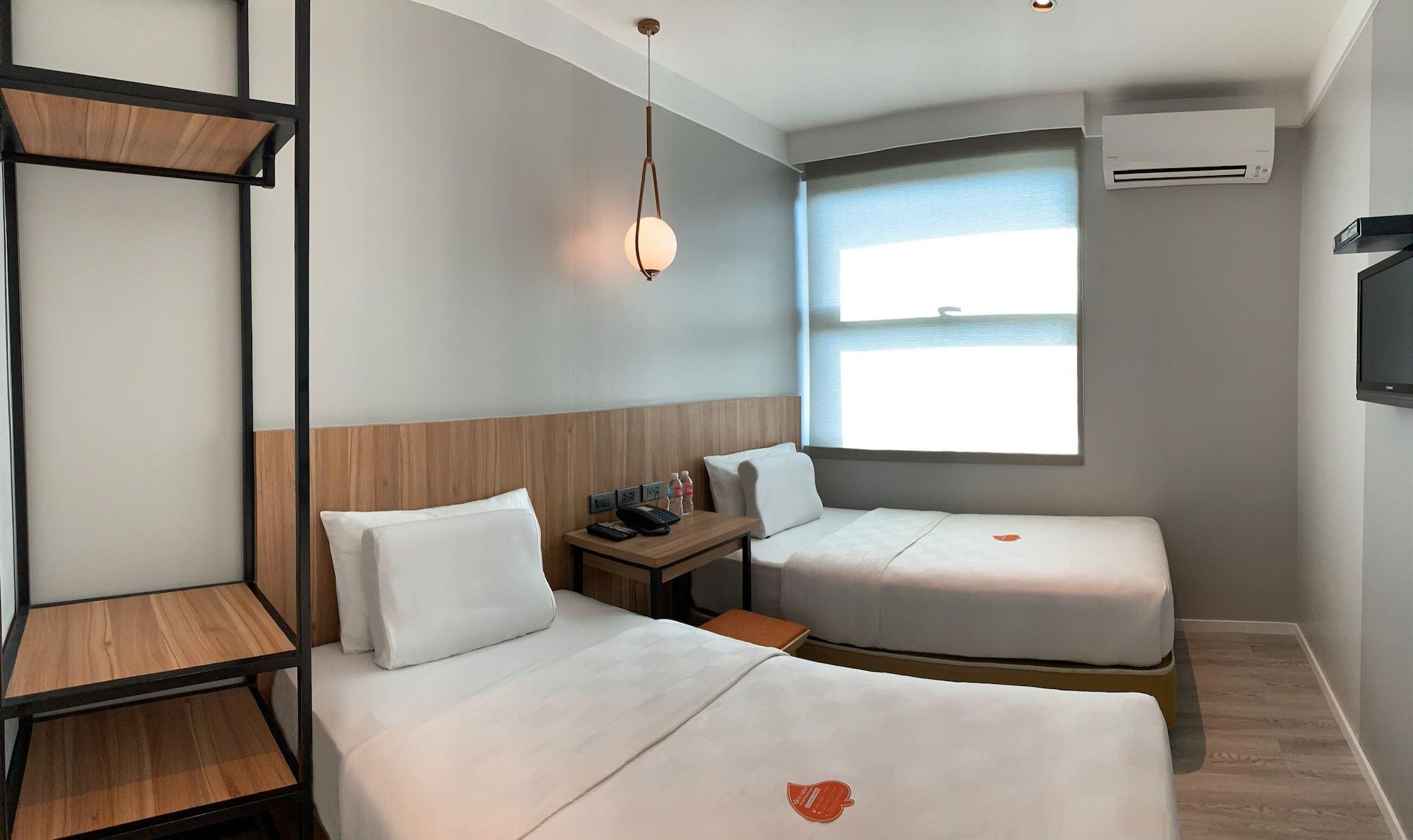 Go Hotels Баколод Экстерьер фото